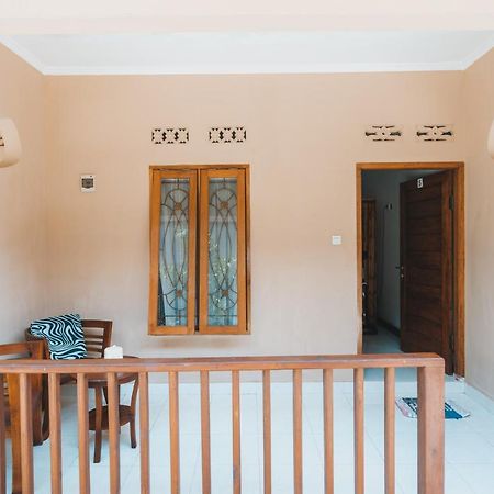 Mong Bungalows Kuta  Экстерьер фото