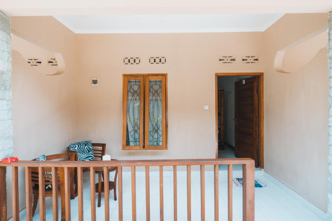 Mong Bungalows Kuta  Экстерьер фото