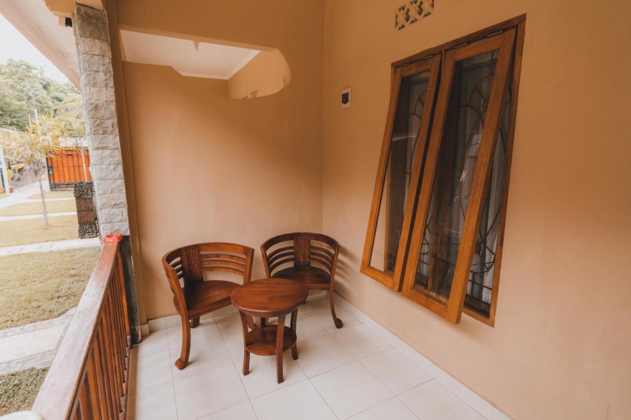 Mong Bungalows Kuta  Экстерьер фото